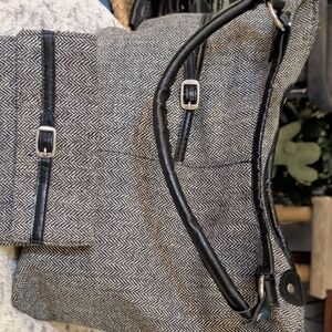 Source Unknown Black and Gray Herringbone Shoulder Bag